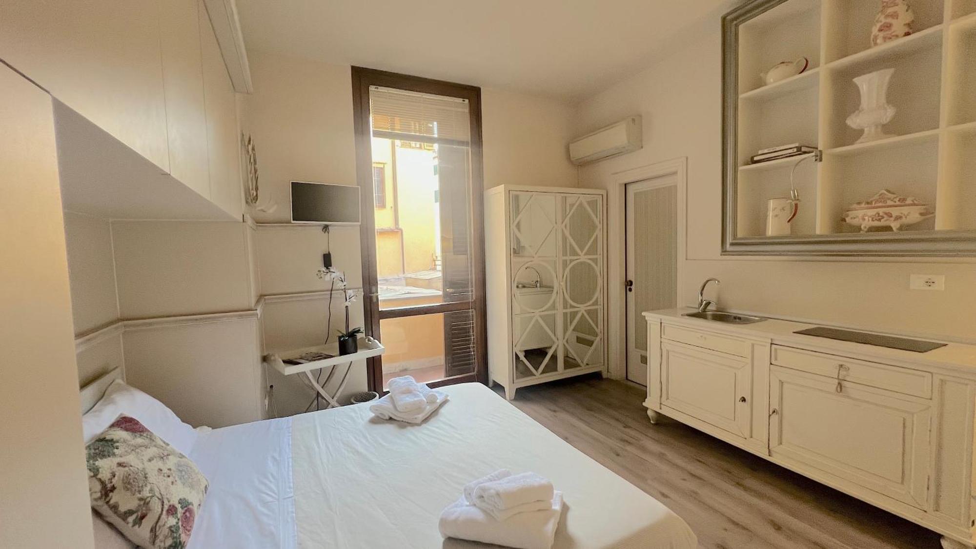 Charming Studio Next To The Duomo Florença Exterior foto
